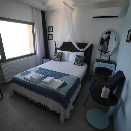 Bambu Hotel *